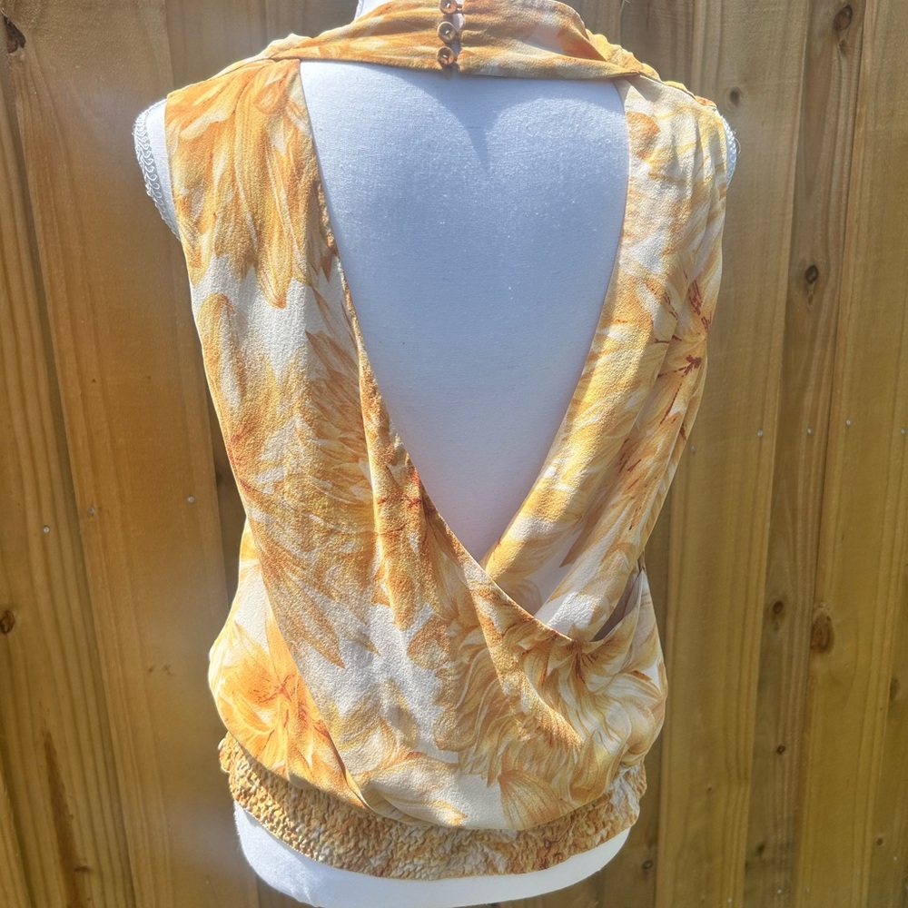Floral Cowl Neck Sleeveless Top - Picture 2 of 3